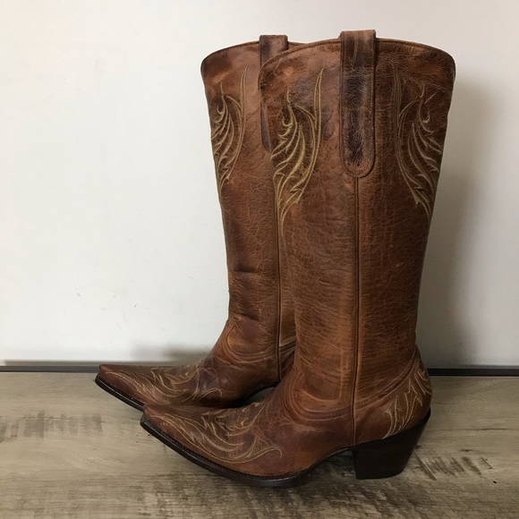 extreme pointed toe cowboy boots